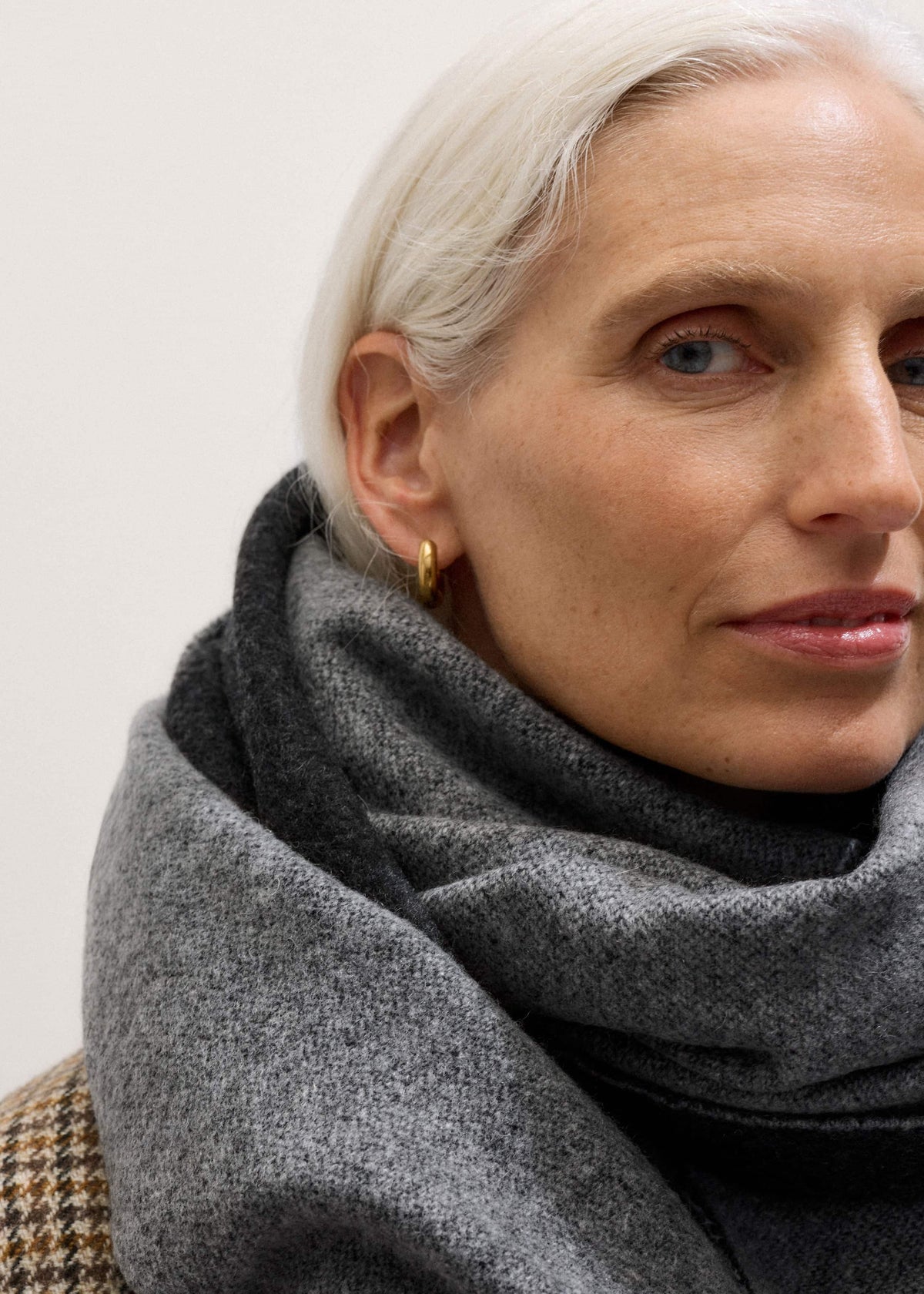 Gray Cashmere Blend Travel Scarf | ME+EM Accessories