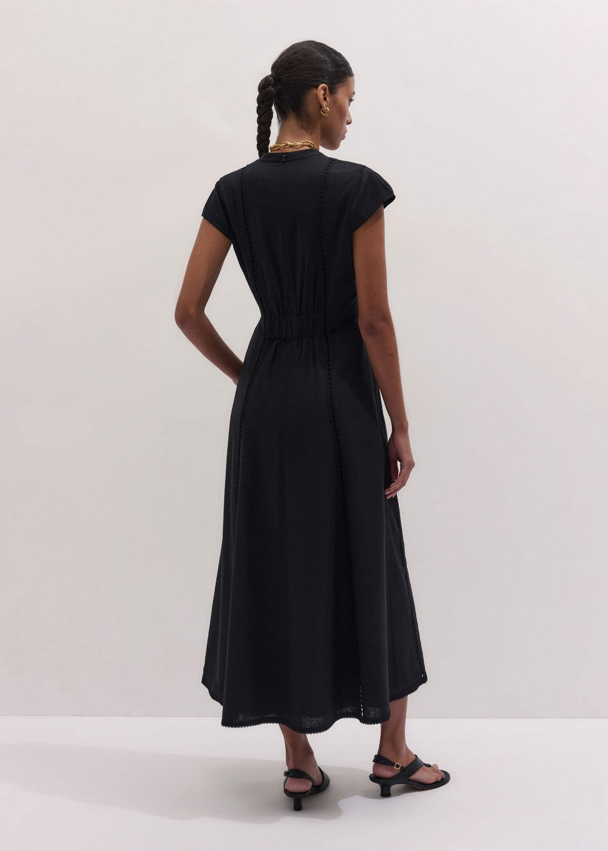 Black Crease-Less Linen Embroidered Maxi Dress | ME+EM Clothing