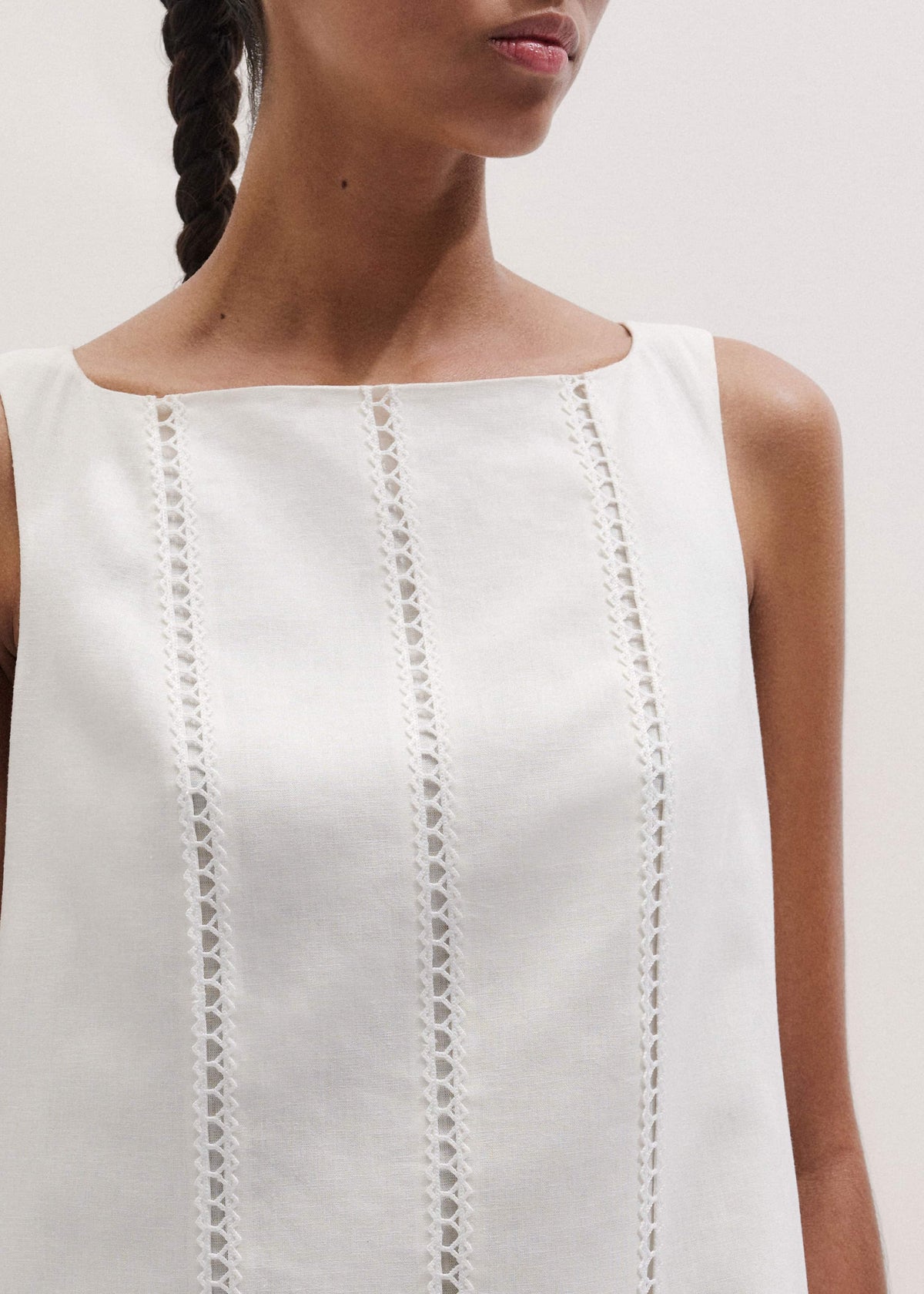 White Crease-Less Linen Embroidered Midi Dress | ME+EM Clothing