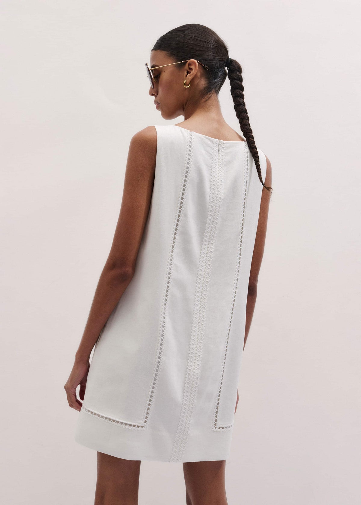White Crease-Less Linen Embroidered Midi Dress | ME+EM Clothing