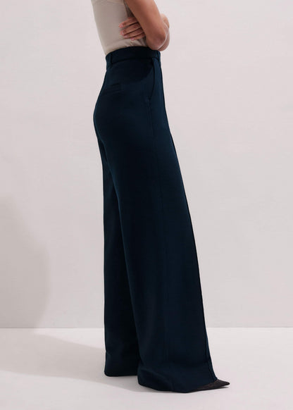 Navy Luxe Travel Tailoring Man Pant | ME+EM Clothing