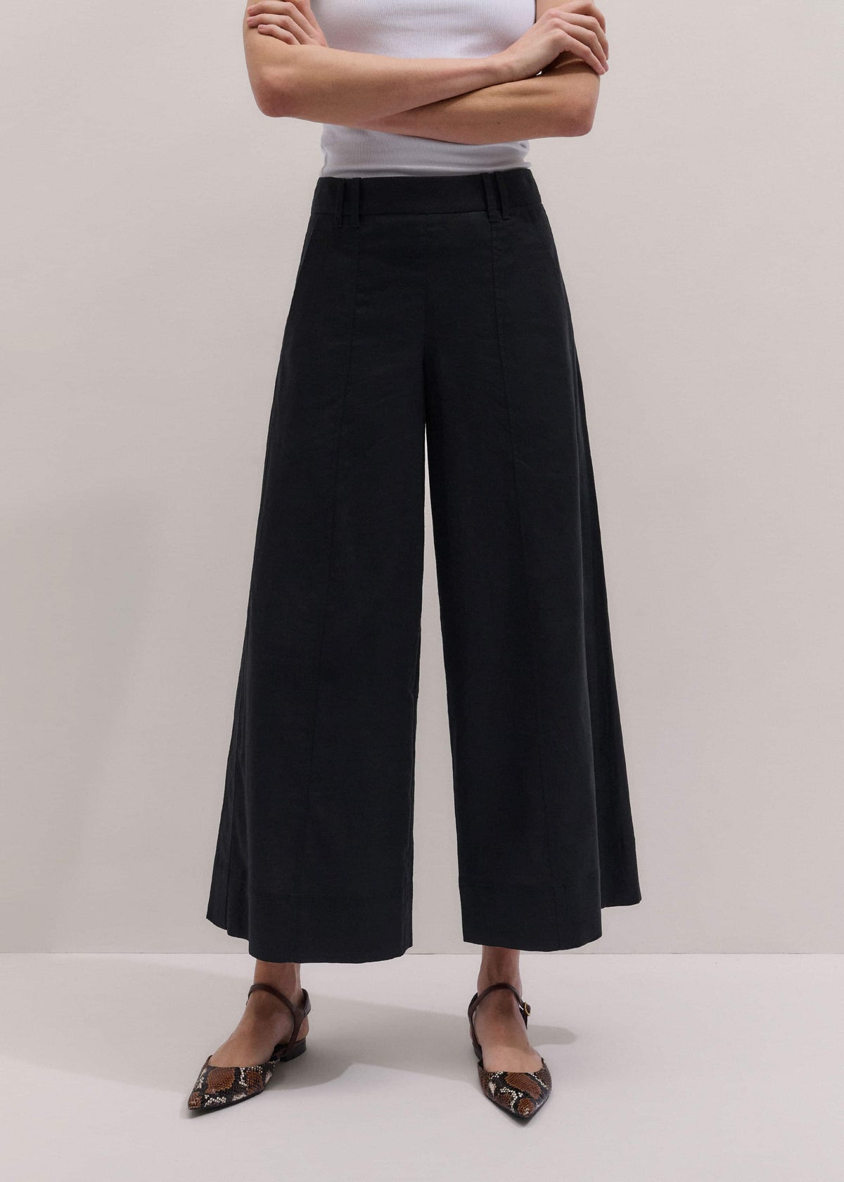 Black Crop Wide-Leg Pant | ME+EM Clothing