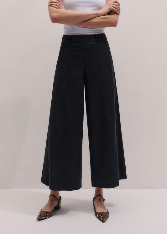 Black Crop Wide-Leg Pant | ME+EM Clothing