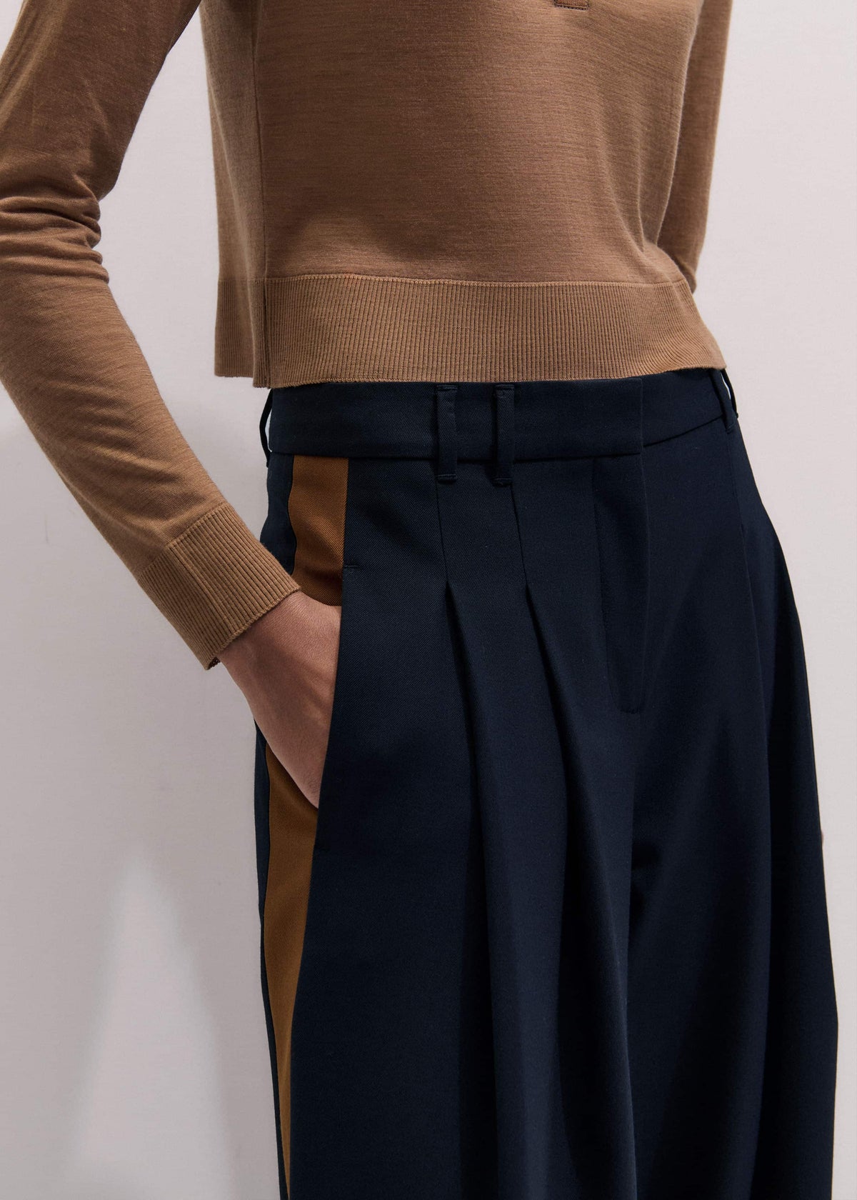 Navy Contrast Side Panel Wide-Leg Pant | ME+EM Clothing