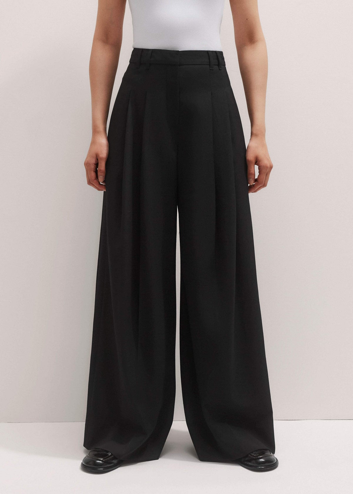 Black Wide-Leg Pleat Pant | ME+EM Clothing