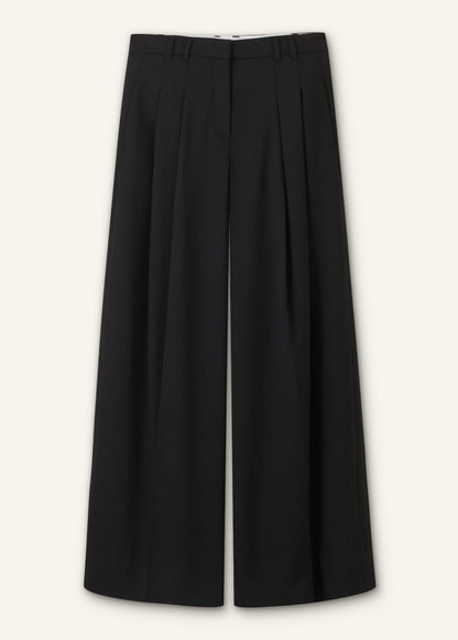 Black Wide-Leg Pleat Pant | ME+EM Clothing