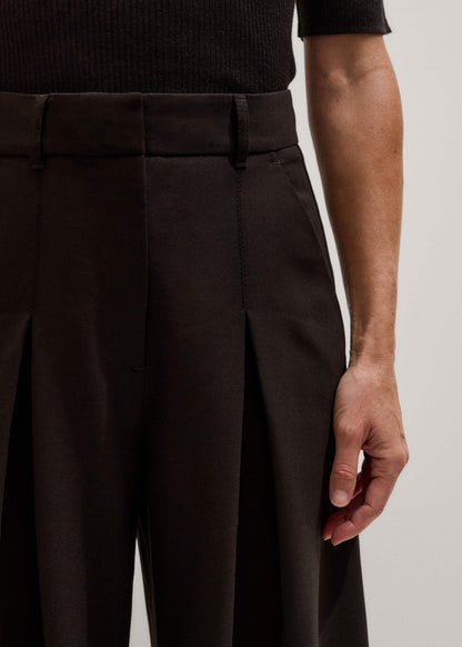 Brown Wool Ultimate Pleat-Front Wide-Leg Pant | ME+EM Clothing