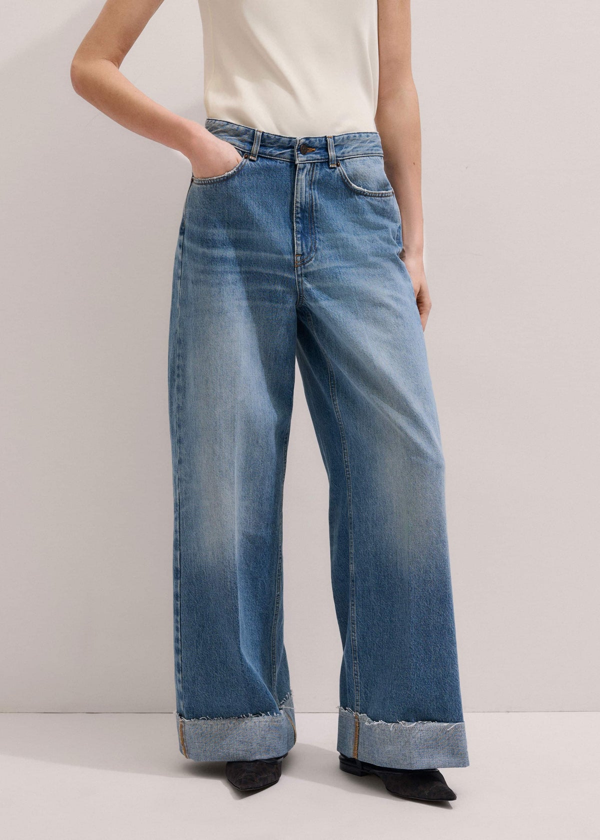Mid Blue Straight Ankle Grazer Jean | ME+EM Clothing