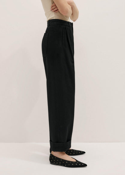 Black Clever Jean | ME+EM Clothing