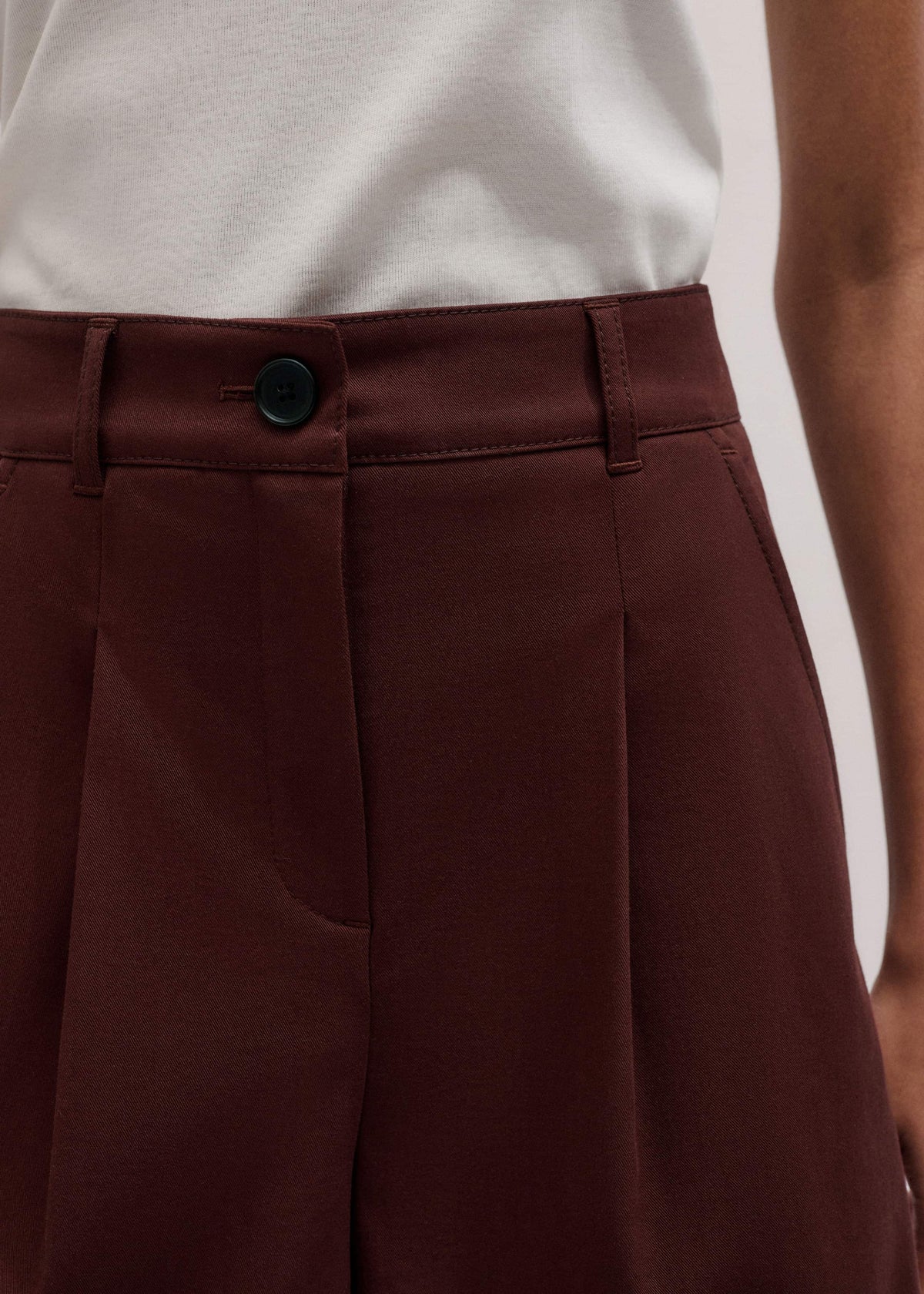 Cinnamon Brown Tailored Summer Short | ME+EM Clothing