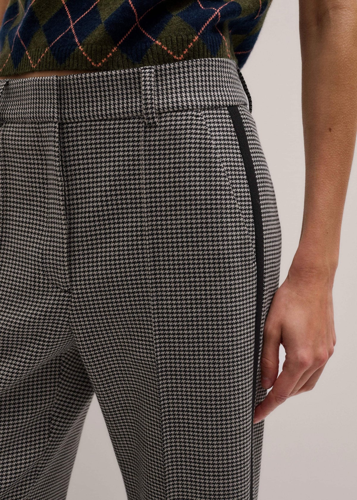 Ivory Houndstooth Straight Crop Trouser | ME+EM Clothing