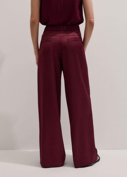 Red Wool Event Ready Pleat Straight-Leg Pant | ME+EM Clothing