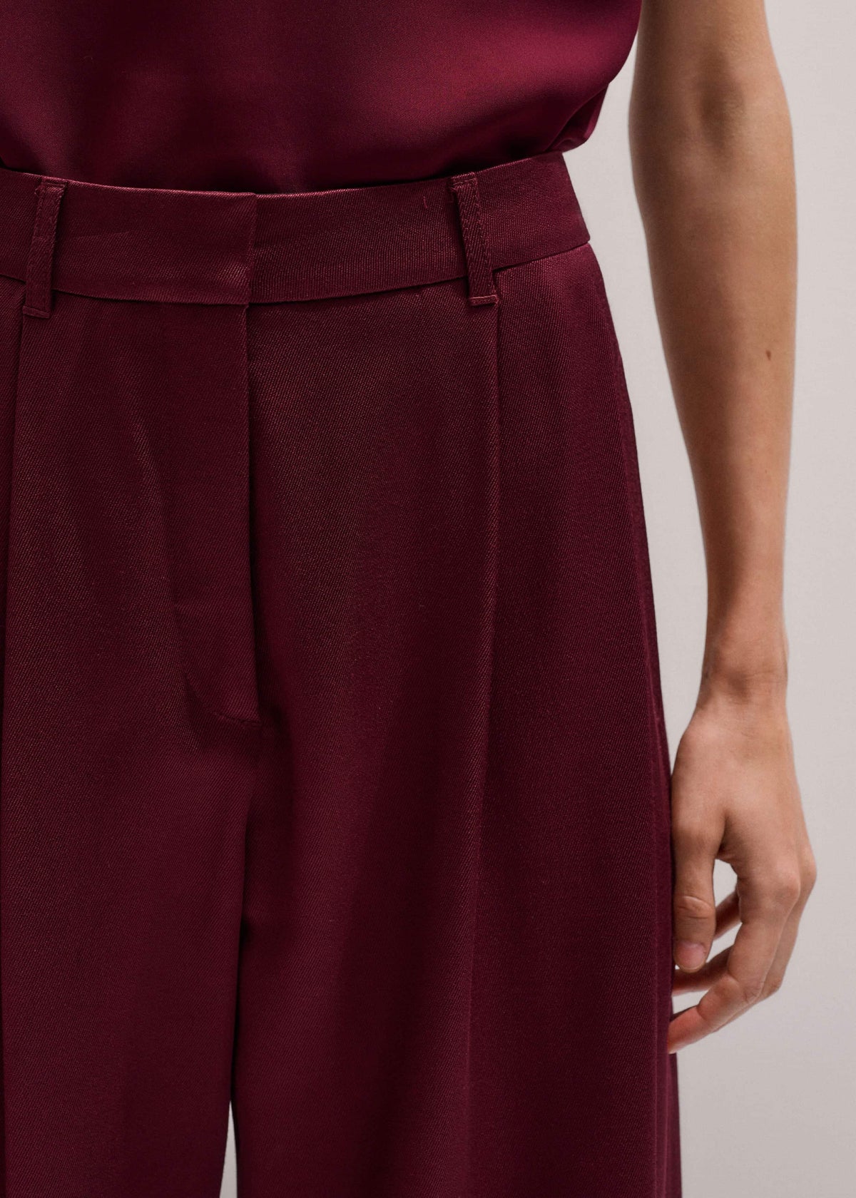 Red Wool Event Ready Pleat Straight-Leg Pant | ME+EM Clothing