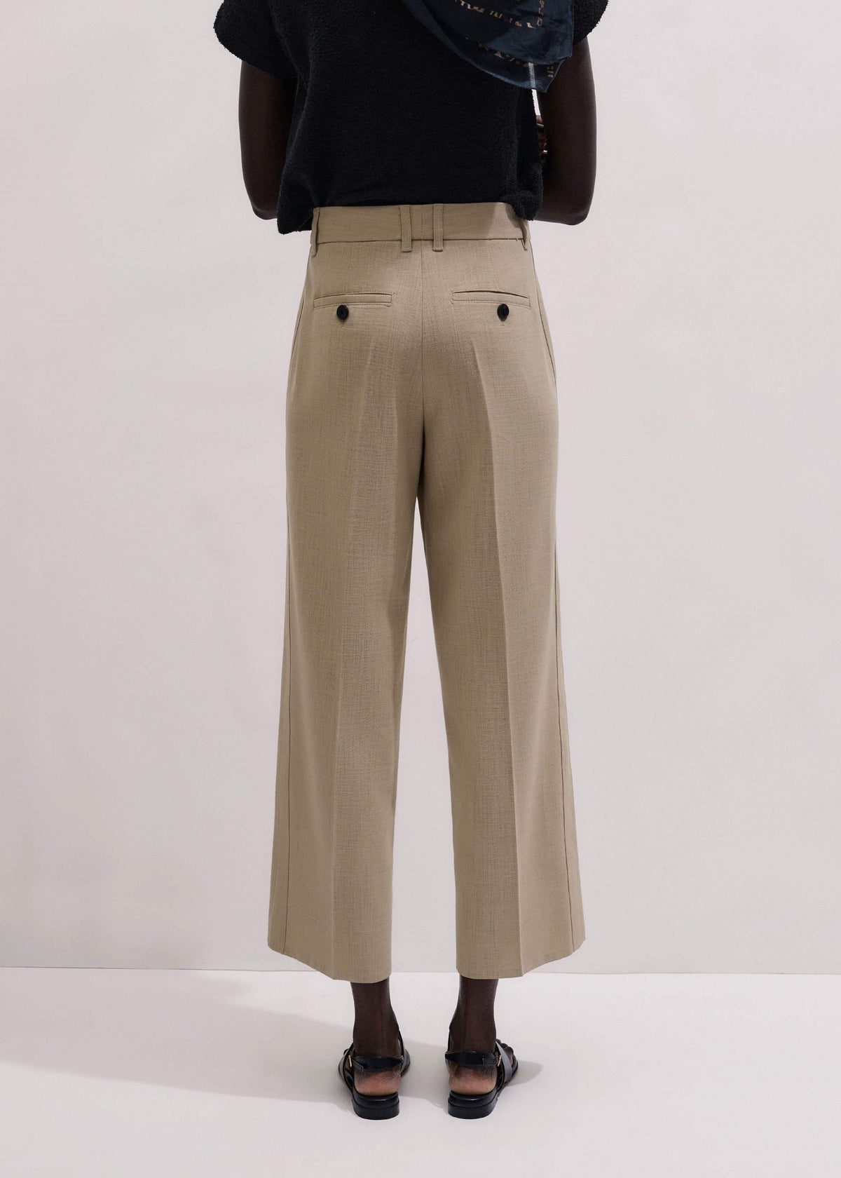 Sand Tailored Straight Crop Pant | ME+EM Clothing