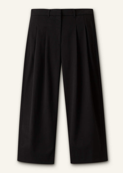 Black Straight Crop Pleat Front Pant | ME+EM Clothing