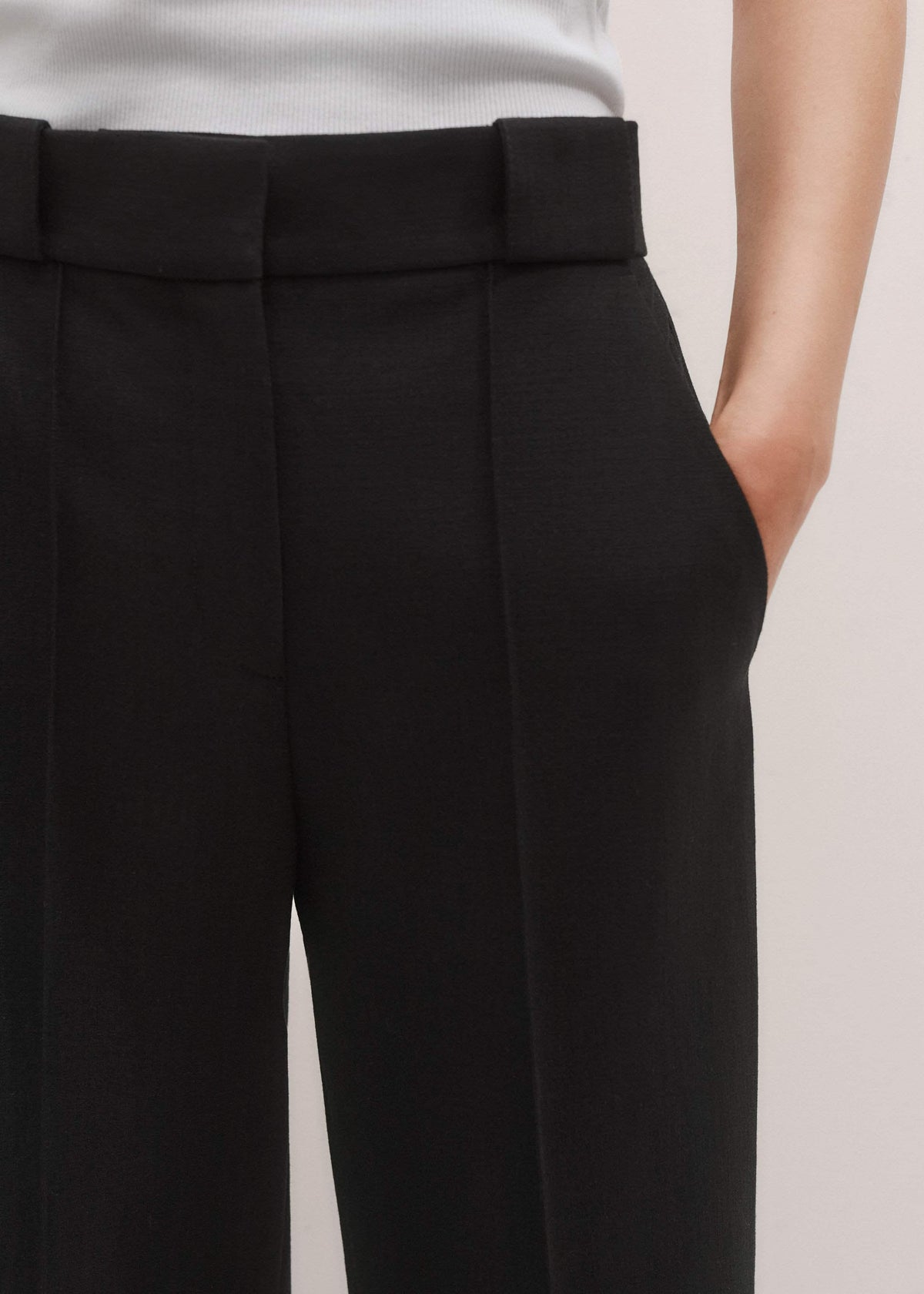 Black Straight Crop Pant | ME+EM Clothing