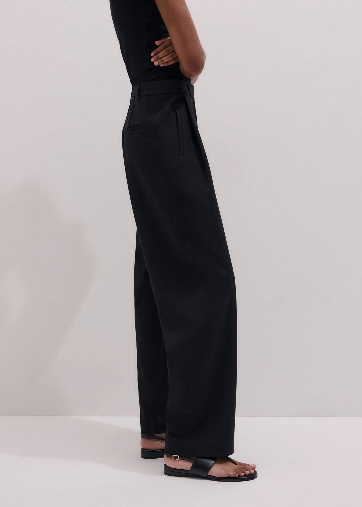 Black Clever Tapered Pant | ME+EM Clothing