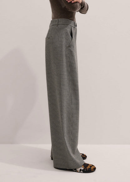 Ivory Houndstooth Extreme Tapered Pant | ME+EM Clothing