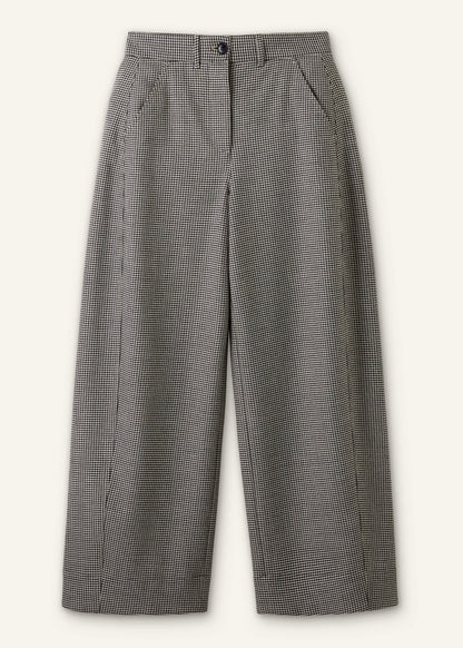Ivory Houndstooth Extreme Tapered Pant | ME+EM Clothing
