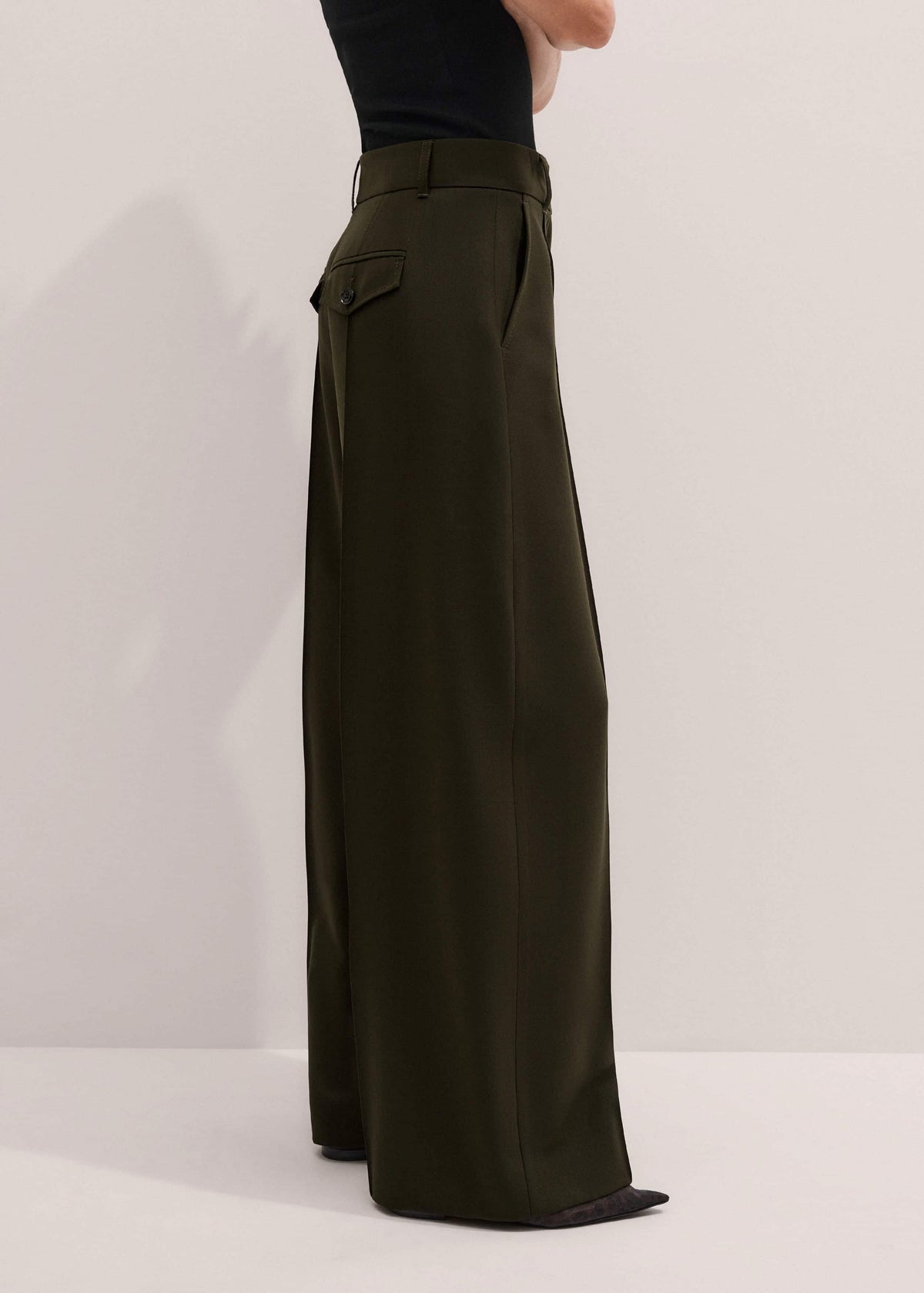 Olive Green Pintuck Tapered Pant | ME+EM Clothing