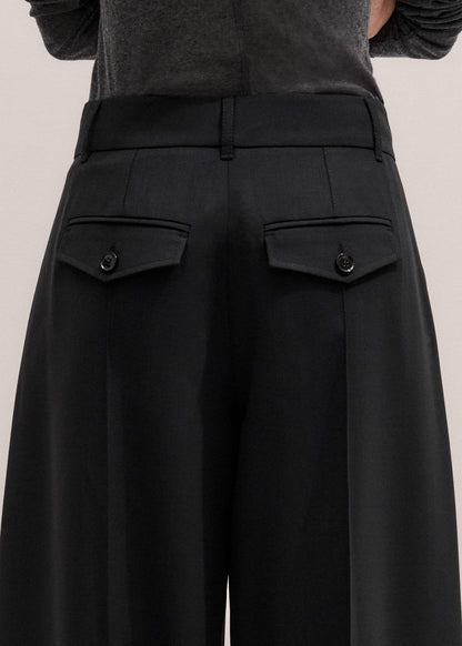 Black Pintuck Taper Pant | ME+EM Clothing