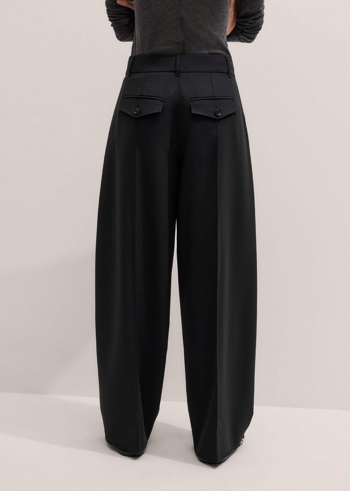 Black Pintuck Taper Pant | ME+EM Clothing