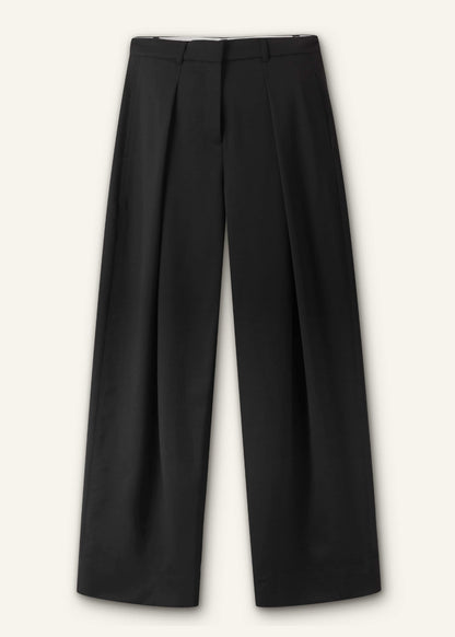 Black Wool Exaggerated Tapered Pleat Pant | ME+EM Clothing