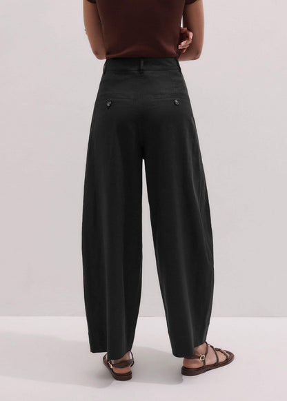 Black Extreme Taper Pant | ME+EM Clothing
