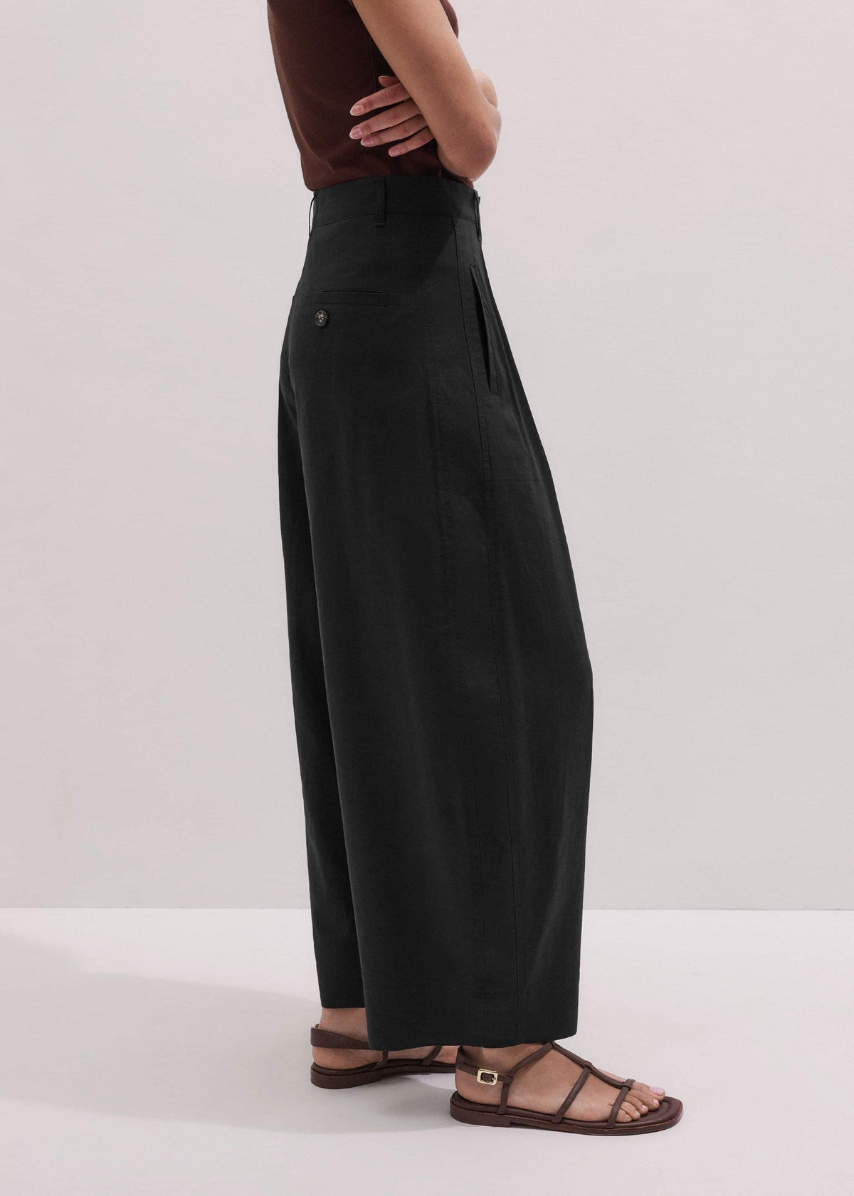 Black Extreme Taper Pant | ME+EM Clothing