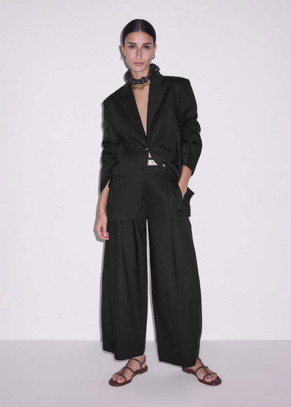 Black Extreme Taper Pant | ME+EM Clothing