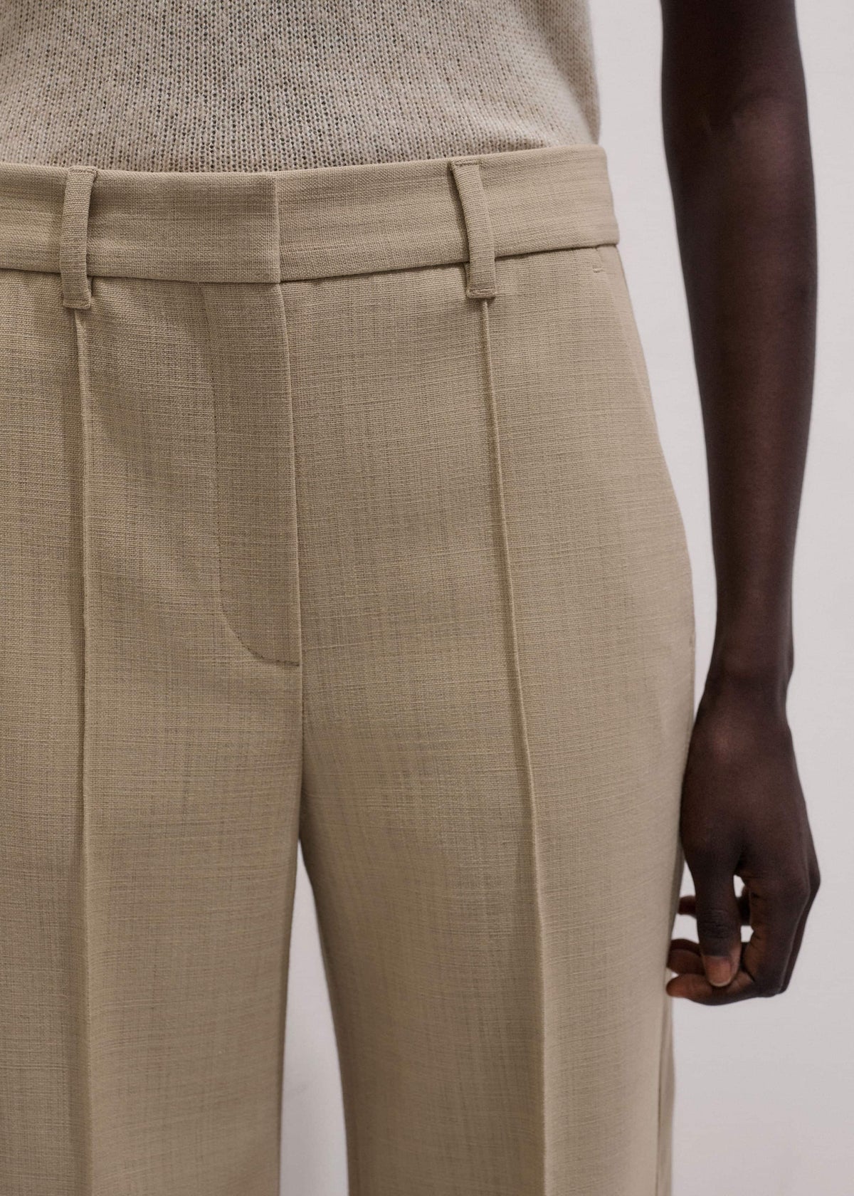 Sand Tailored Leg Elongator Pant | ME+EM Clothing