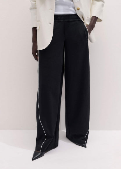 Black Wide Barrel Track Pant | ME+EM Clothing