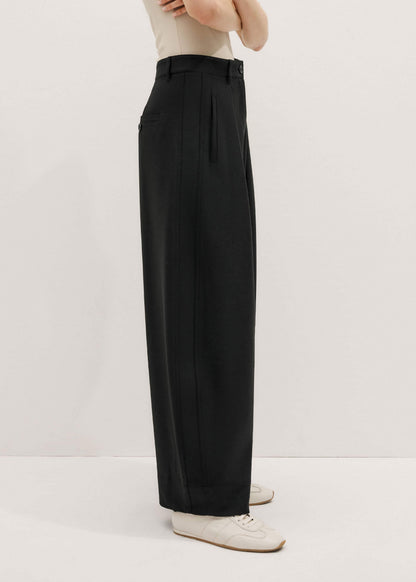 Black Barrel Leg Pant | ME+EM Clothing