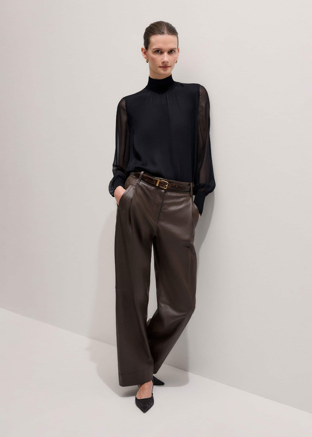 Black Silk Chic Rib Straight Blouse | ME+EM Clothing