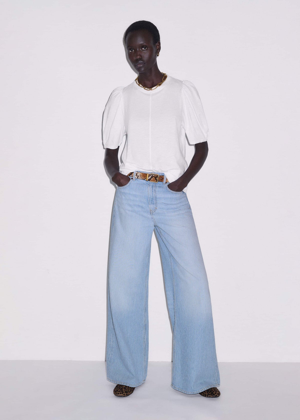 White Feminine Sleeve Swing Top | ME+EM Clothing
