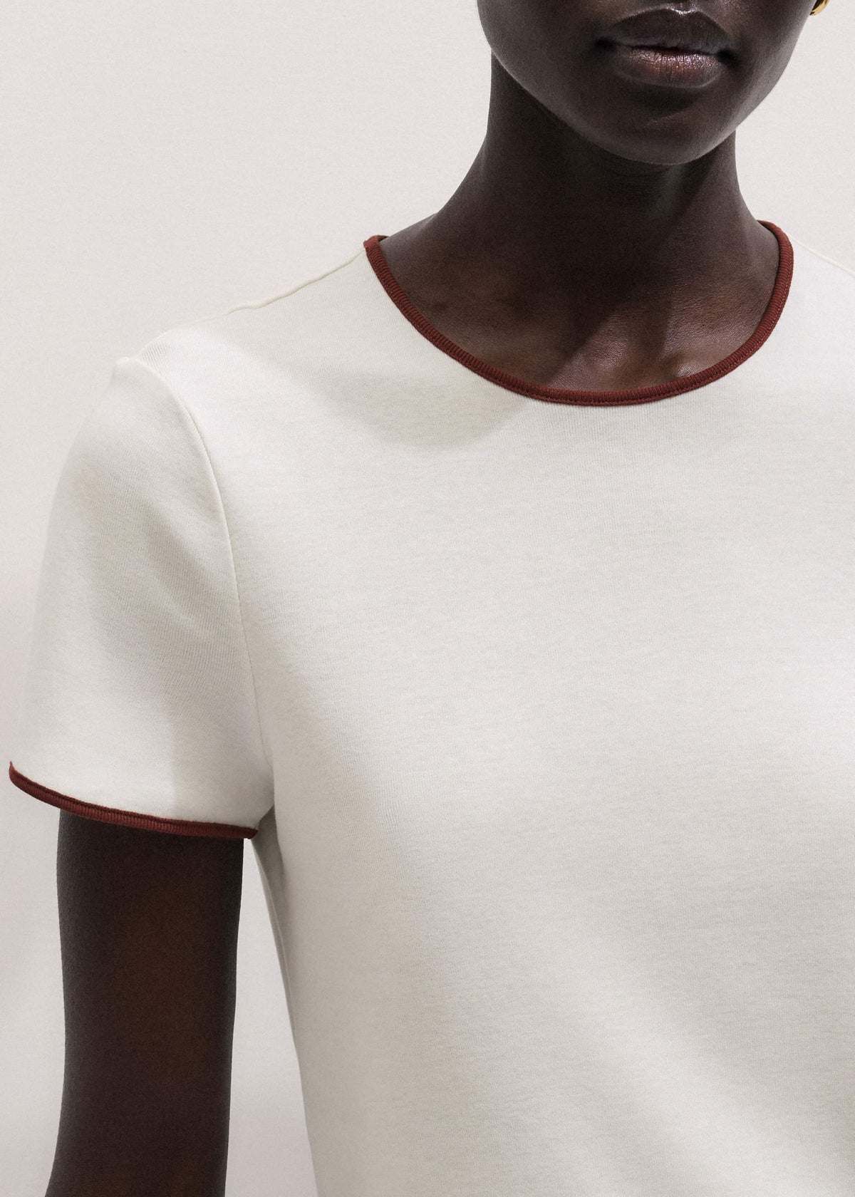Cream Contrast Trim Slim Tee | ME+EM Clothing