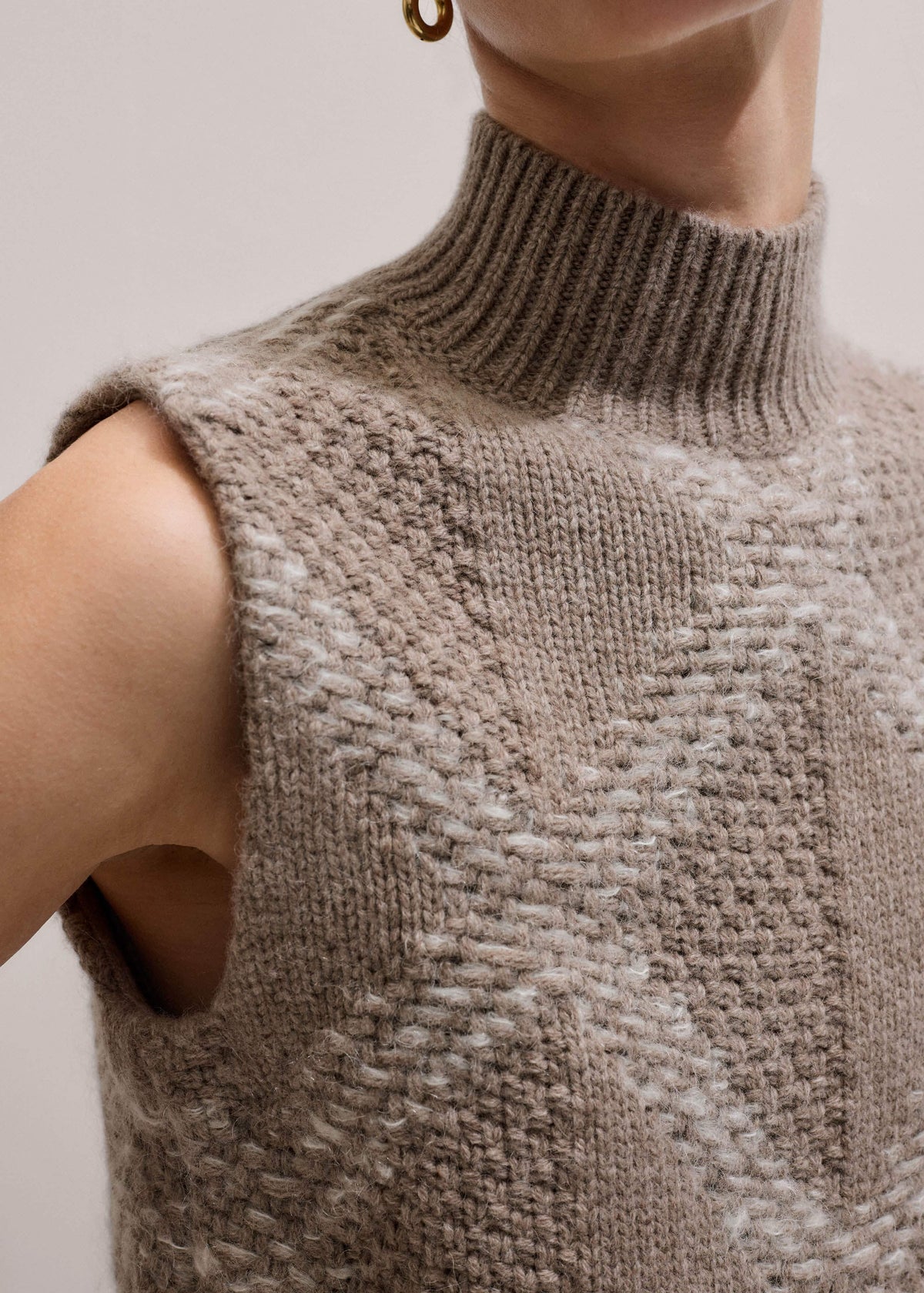 Brown Merino Statement Textured Argyle Sweater Vest | ME+EM Clothing