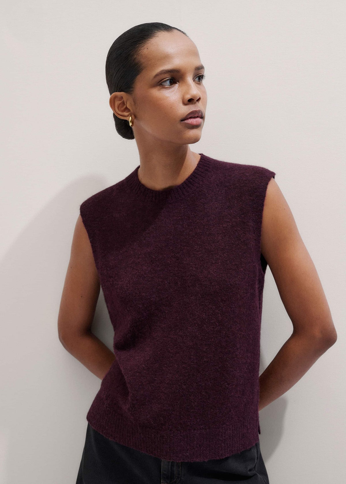 Red Crew Neck Straight Sweater Vest | ME+EM Clothing
