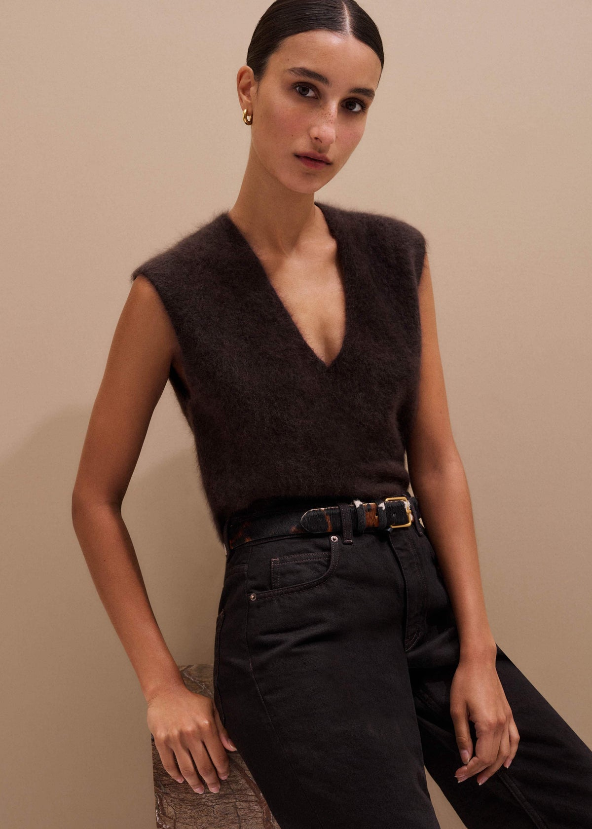 Brown Brushed Cashmere V-Neck Sweater Vest | ME+EM Clothing