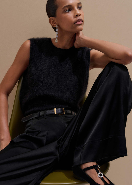 Black Brushed Cashmere Straight Sweater Vest | ME+EM Clothing