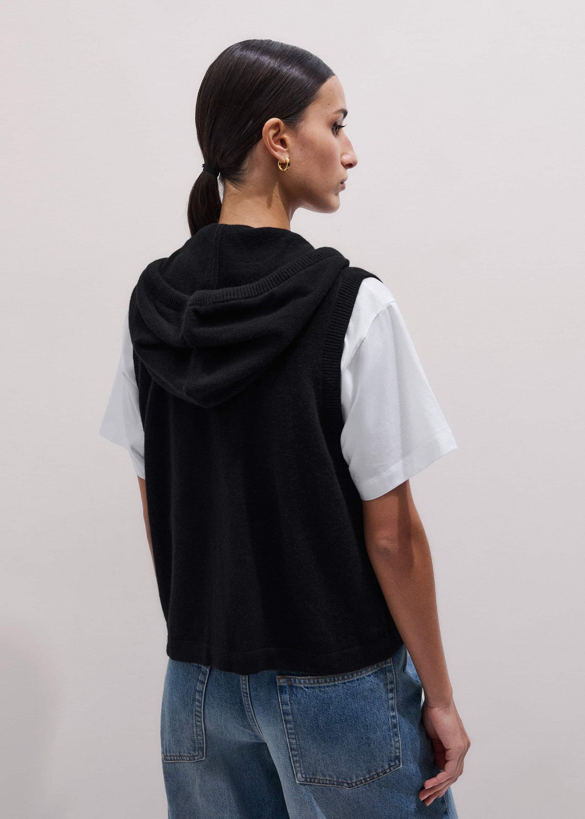 Black Cashmere Sleeveless Relaxed Zip Hoodie | ME+EM Clothing