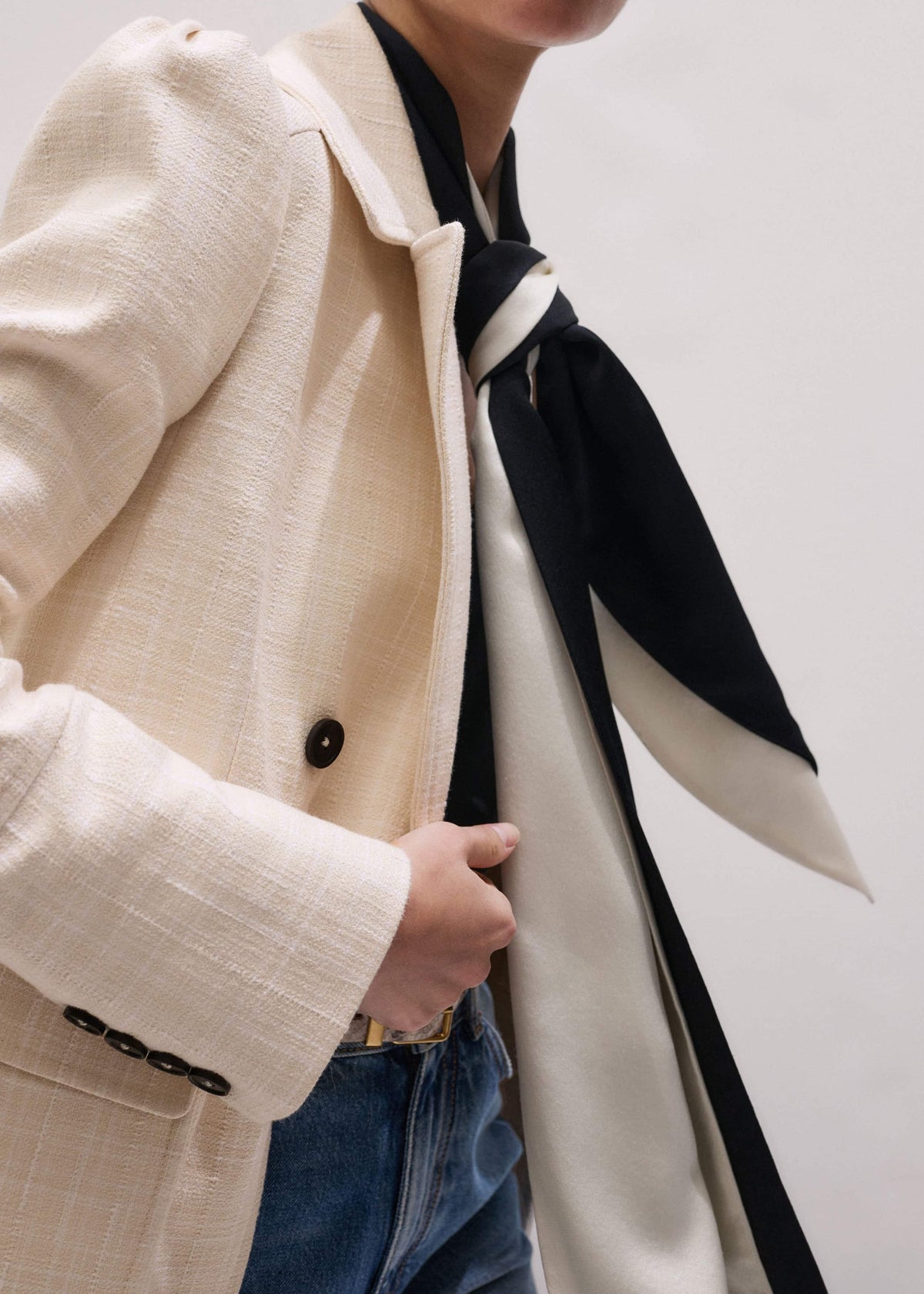 Ivory Slim Feminine Sleeve Blazer | ME+EM Clothing