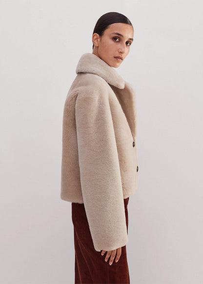 Cream Luxe Short Shearling Coat | Shearling Coats | ME+EM Clothing