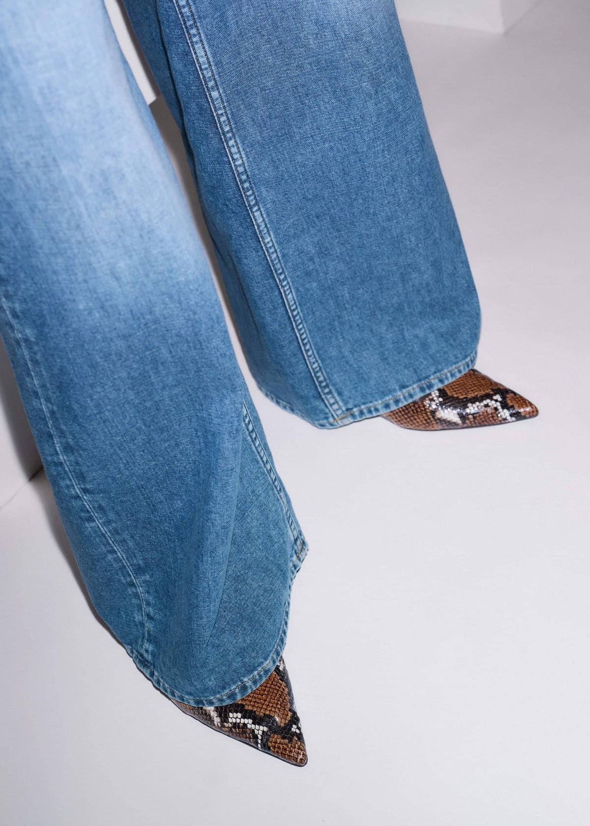 Brown Point Toe Flat | ME+EM Clothing|Accessories