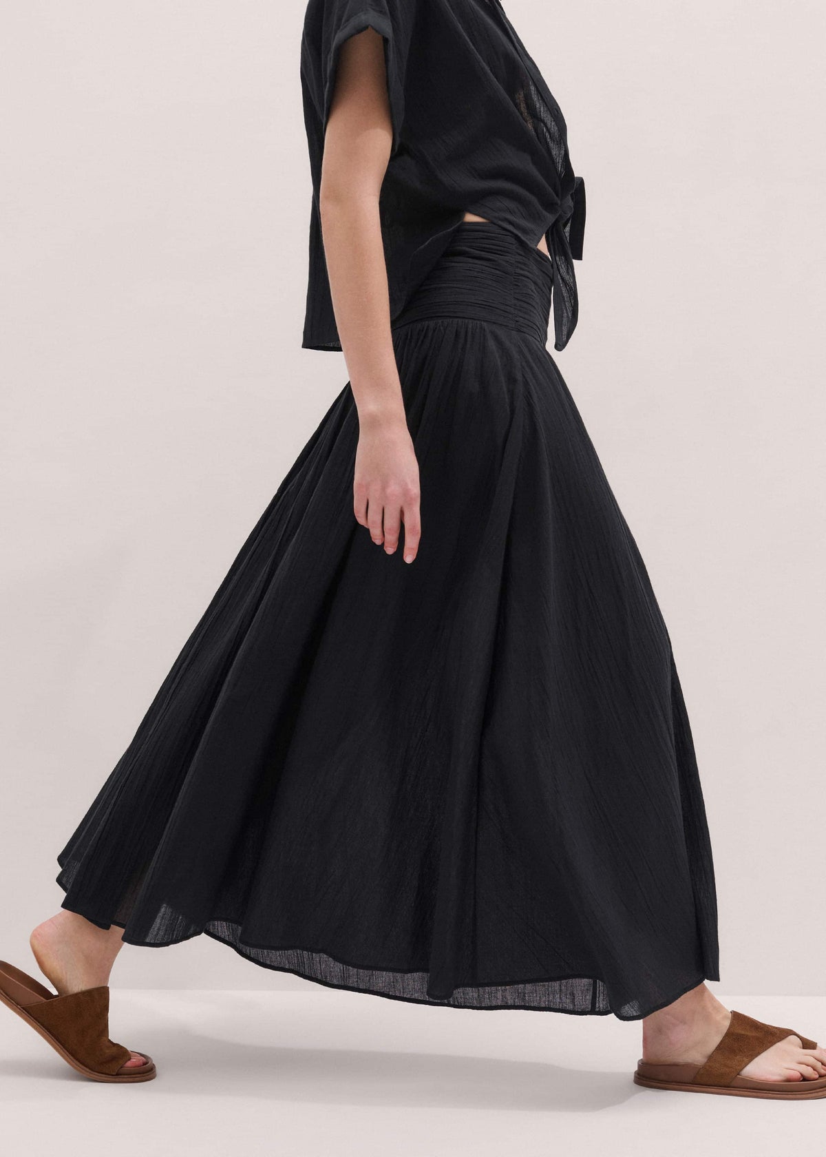 Black Relaxed Maxi Skirt | ME+EM Clothing