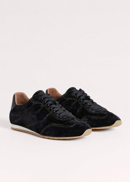 Black Velvet Retro Runner | ME+EM Accessories